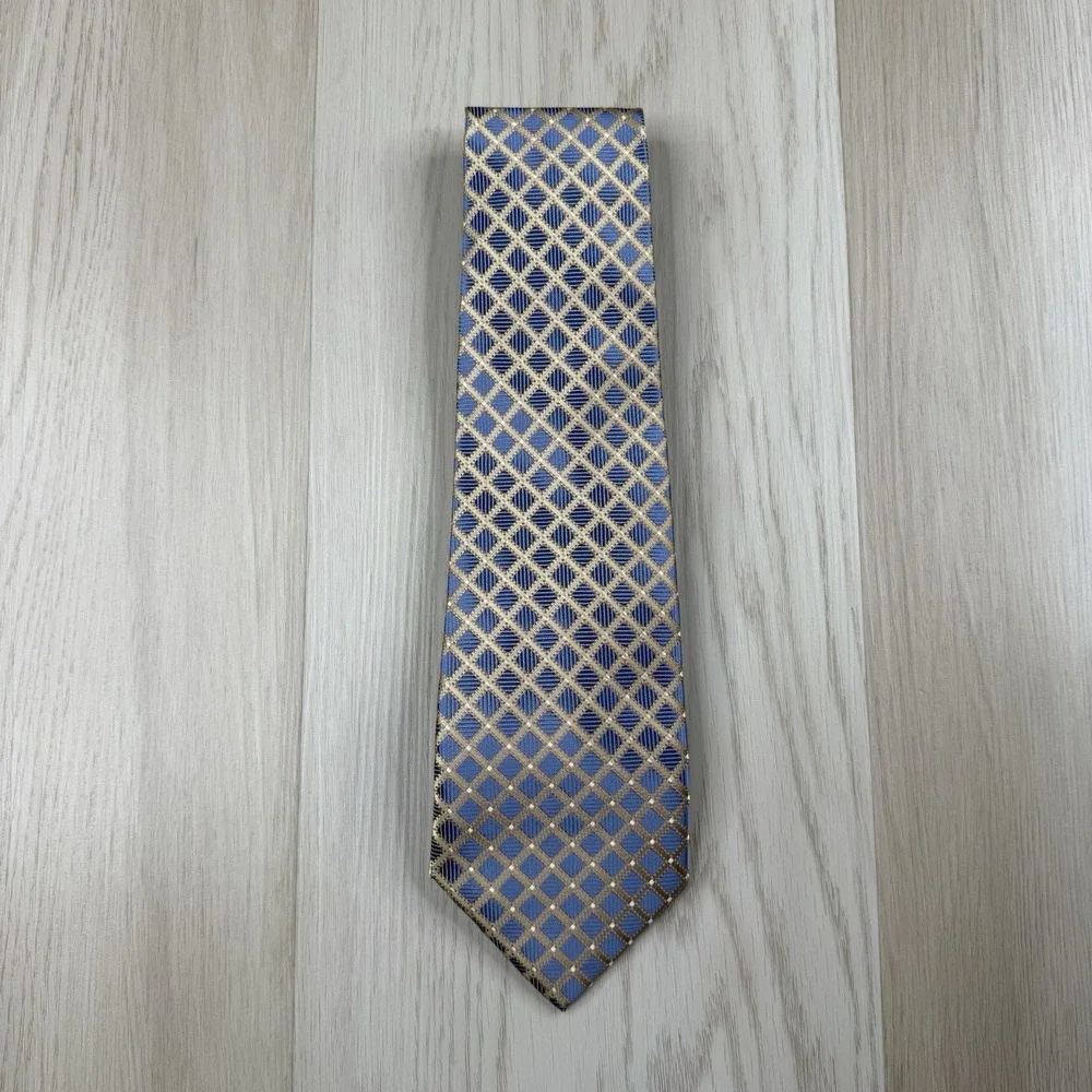 Giorgio Armani Men's Necktie Textured Made In Italy 3.5